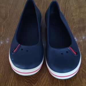 Crocs Women's Navy Slip on Flats. Size 9.